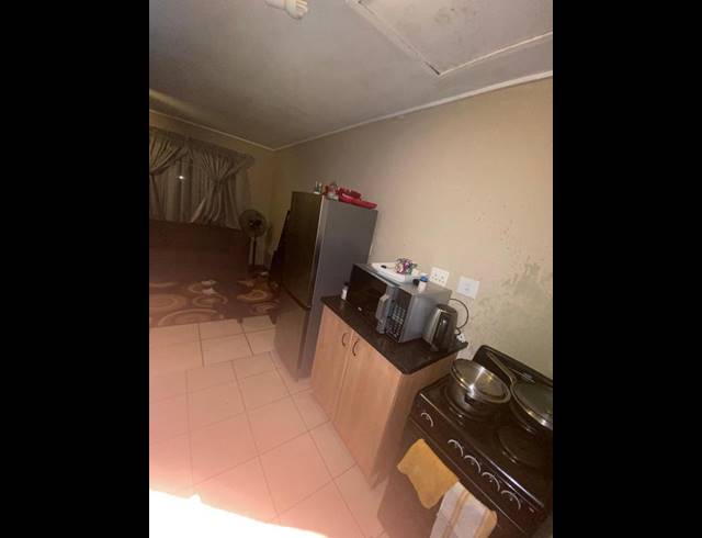 1 BEDROOM APARTMENT FOR SALE IN AUCKLAND PARK